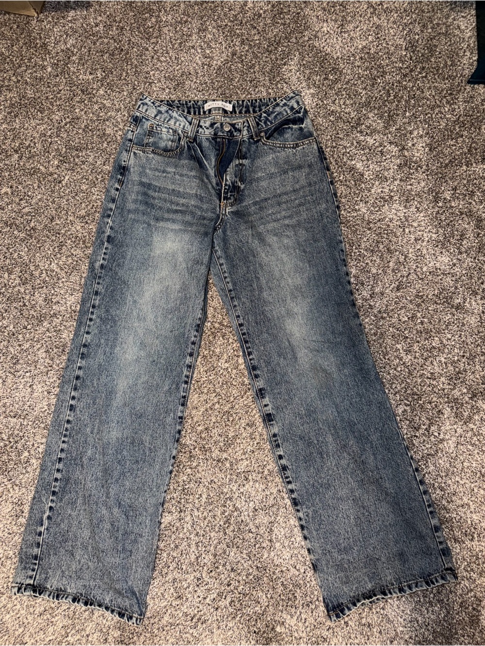 Witty fox High-Rise Straight Leg Women's Jeans in Washed Blue